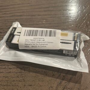 Waterproof Colored Mascara Set - white & Black